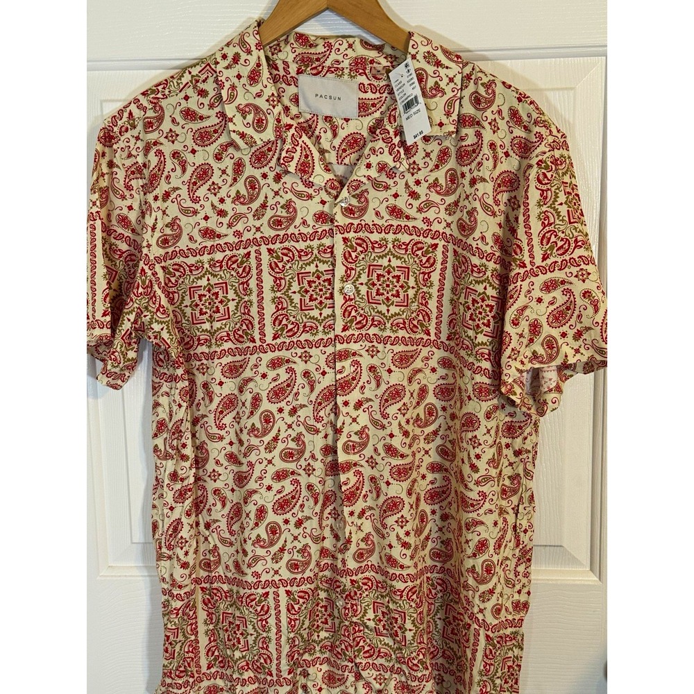 PacSun Paisley Shirt Cream/Red Viscose Men's M Short Sleeve Button-Up Woven NWT